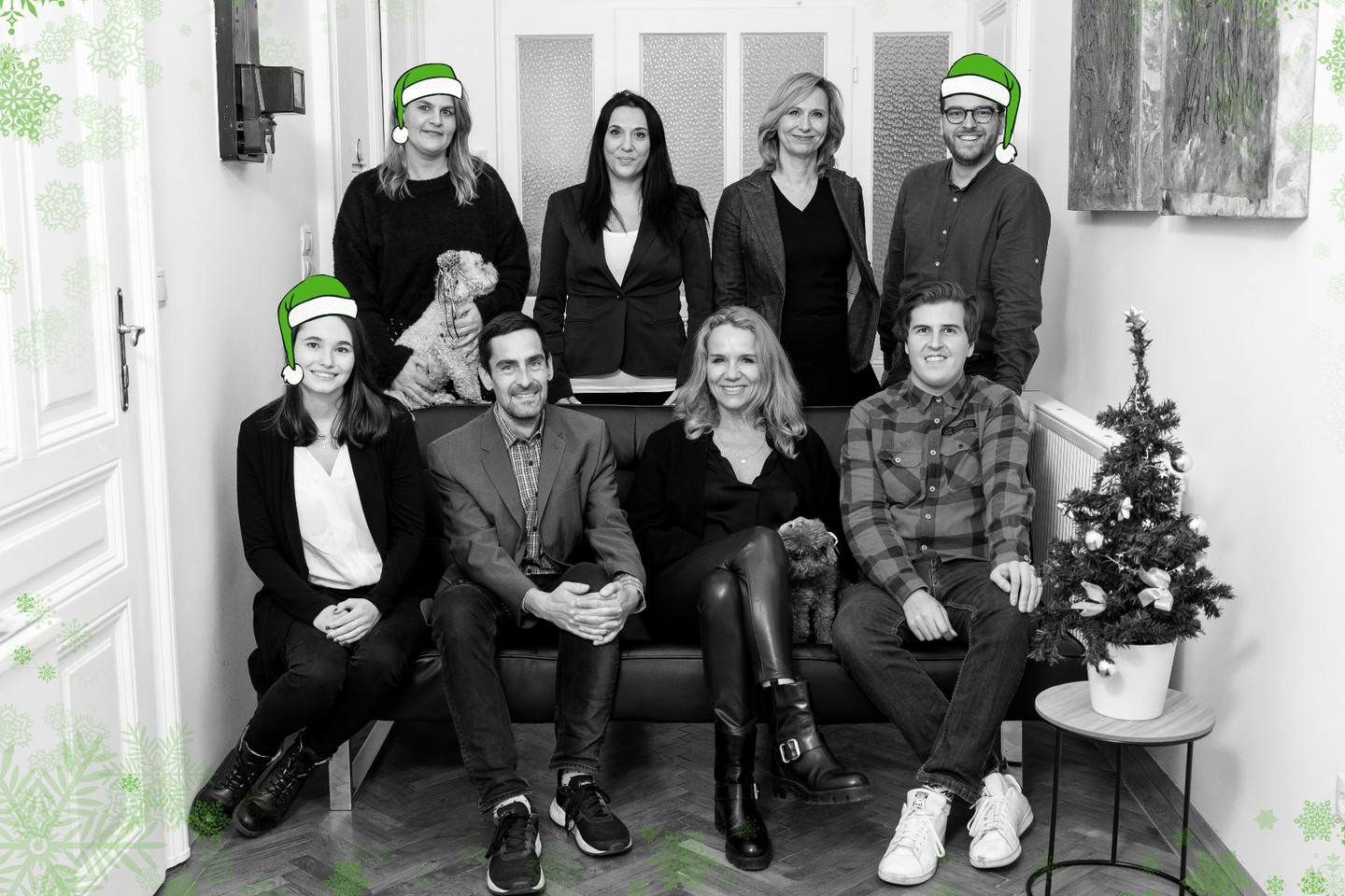 Team Brandenstein Communications wünscht eine schöne Weihnachtszeit und ein erfolgreiches neues Jahr! 🎄✨
.
.
.
.
#christmas #weihnachten #weihnachtenkannkommen #weihnachten2022 #weihnachtszeit #weihnachtsstimmung #weihnachteninwien #happyholidays #pr #agency #welove #festderliebe #bettercommunications #agenturleben